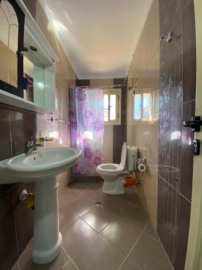88 Apartment Himare Bagian luar foto